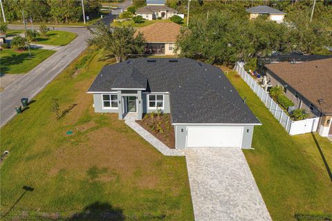 A home in NORTH PORT