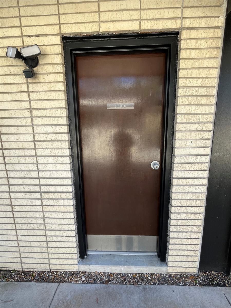 519 NE 1ST STREET