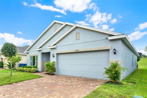 A home in GROVELAND