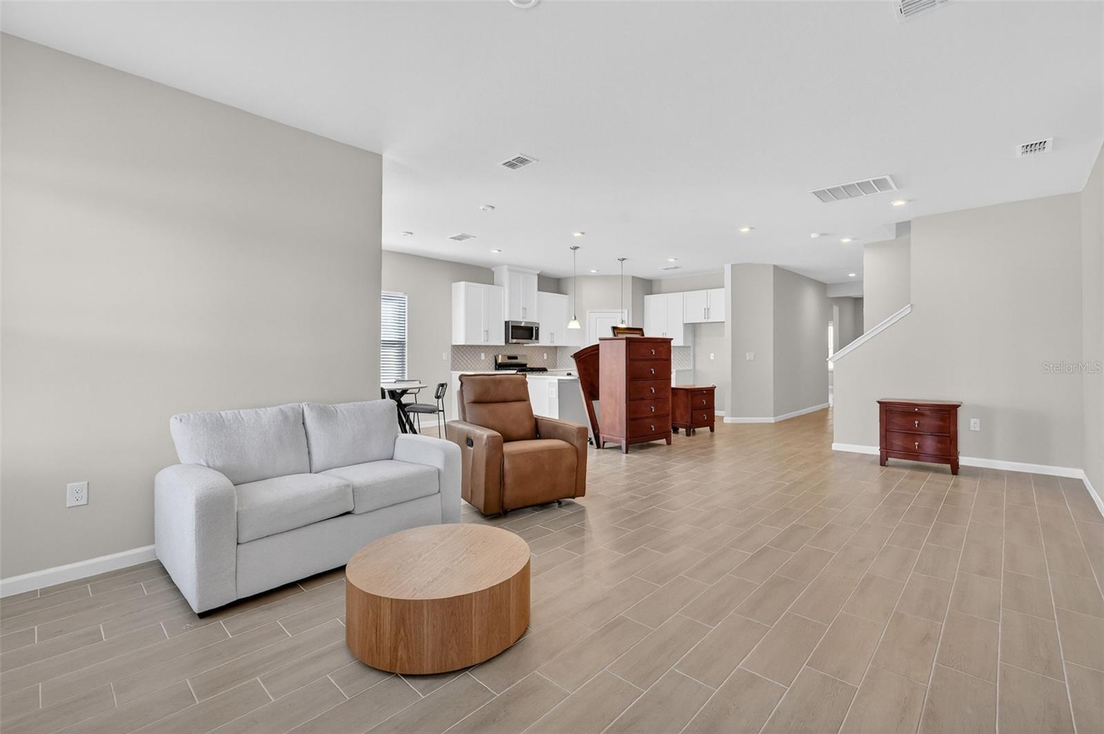 HAMMOCK OAKS PHASE - Residential