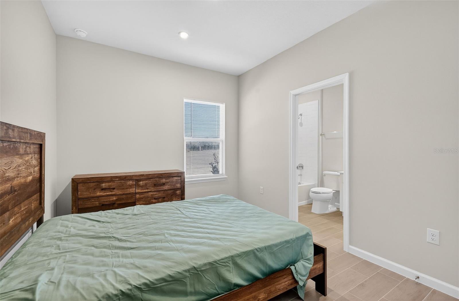 HAMMOCK OAKS PHASE - Residential