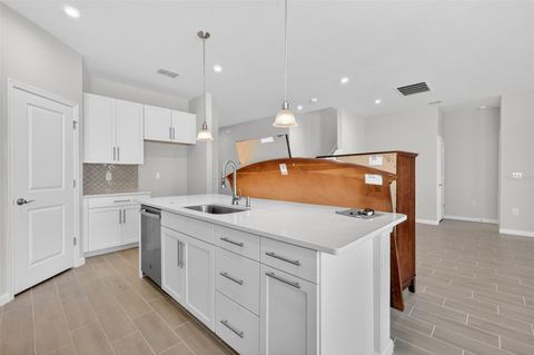 Tiny photo for 367 Hammocks Oak Boulevard, Lady Lake, FL 32159 (MLS # G5107685)