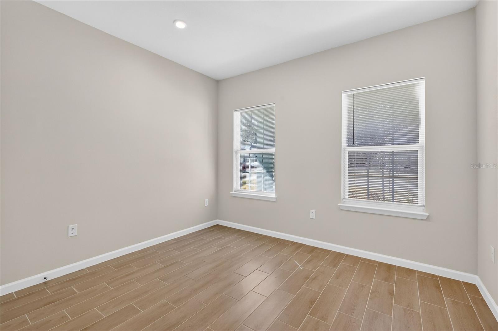 HAMMOCK OAKS PHASE - Residential