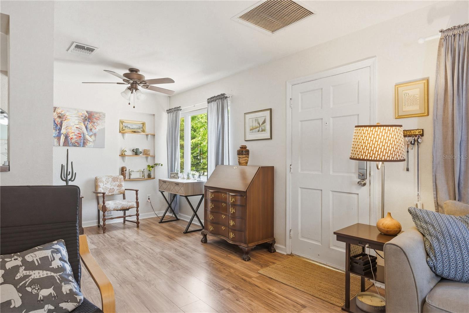BOULEVARD PINES - Residential