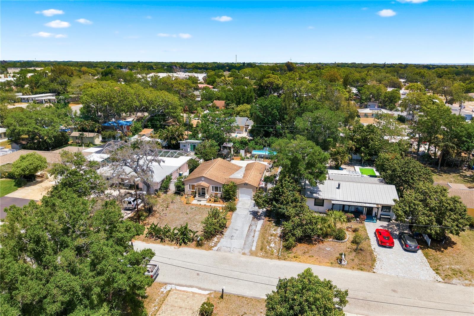 BOULEVARD PINES - Residential