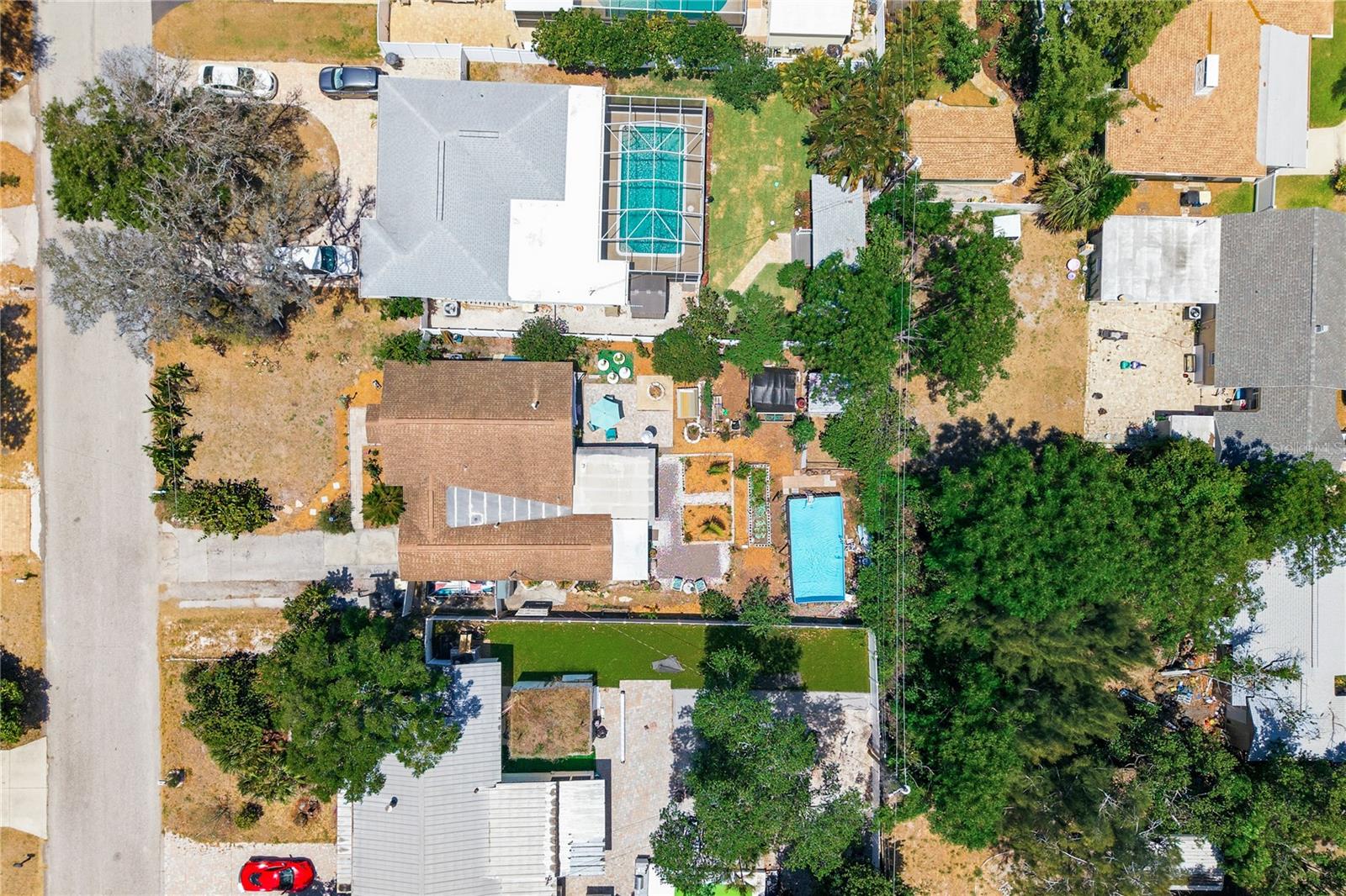 BOULEVARD PINES - Residential
