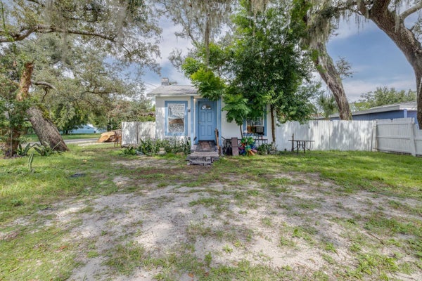1802 E ANNIE ST, TAMPA, FL 33612 - Image 17e4d8bb41b31ebd6f78c1ec29a9ee04/1363579783