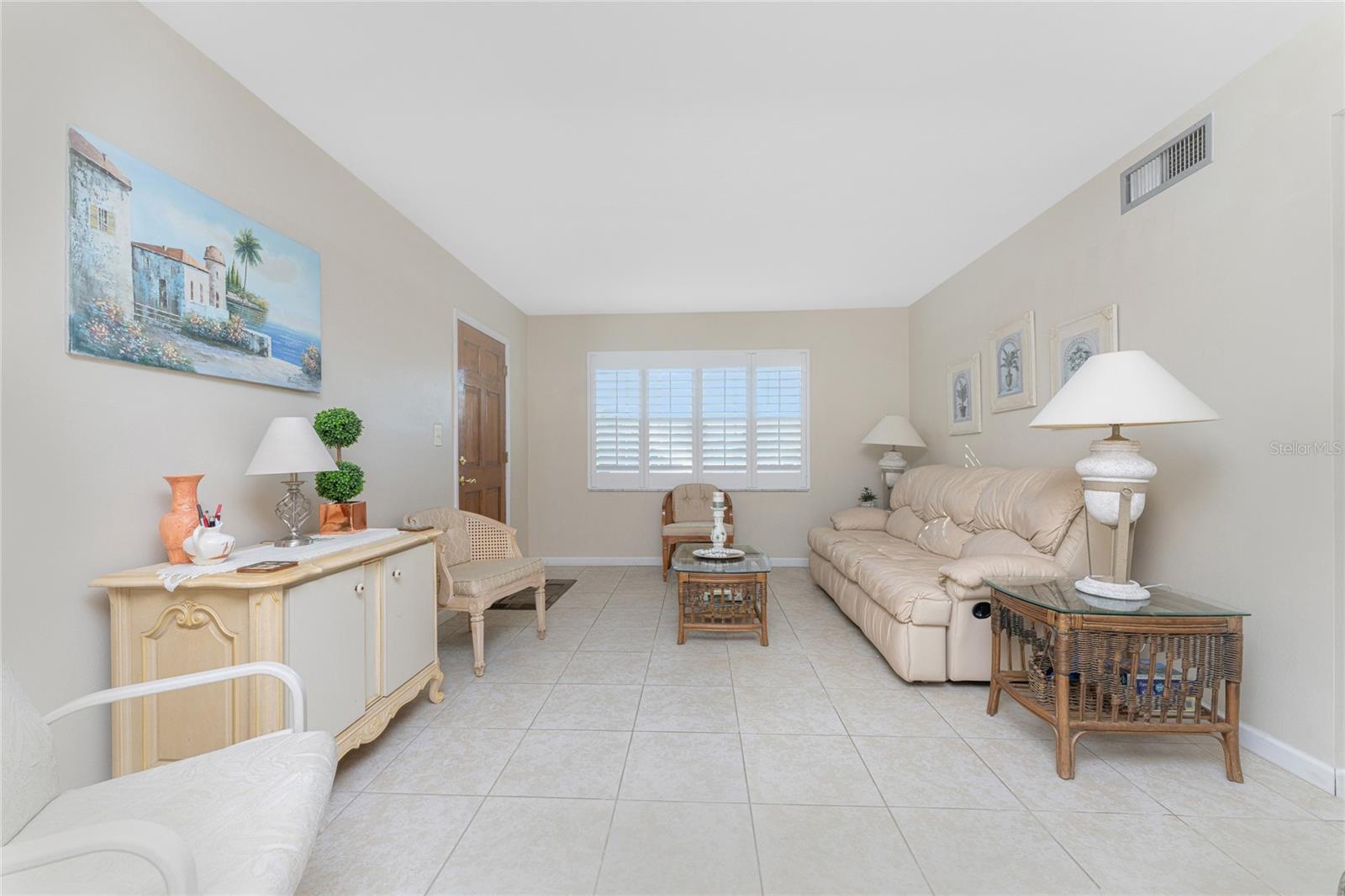 MARIA MANOR - Residential