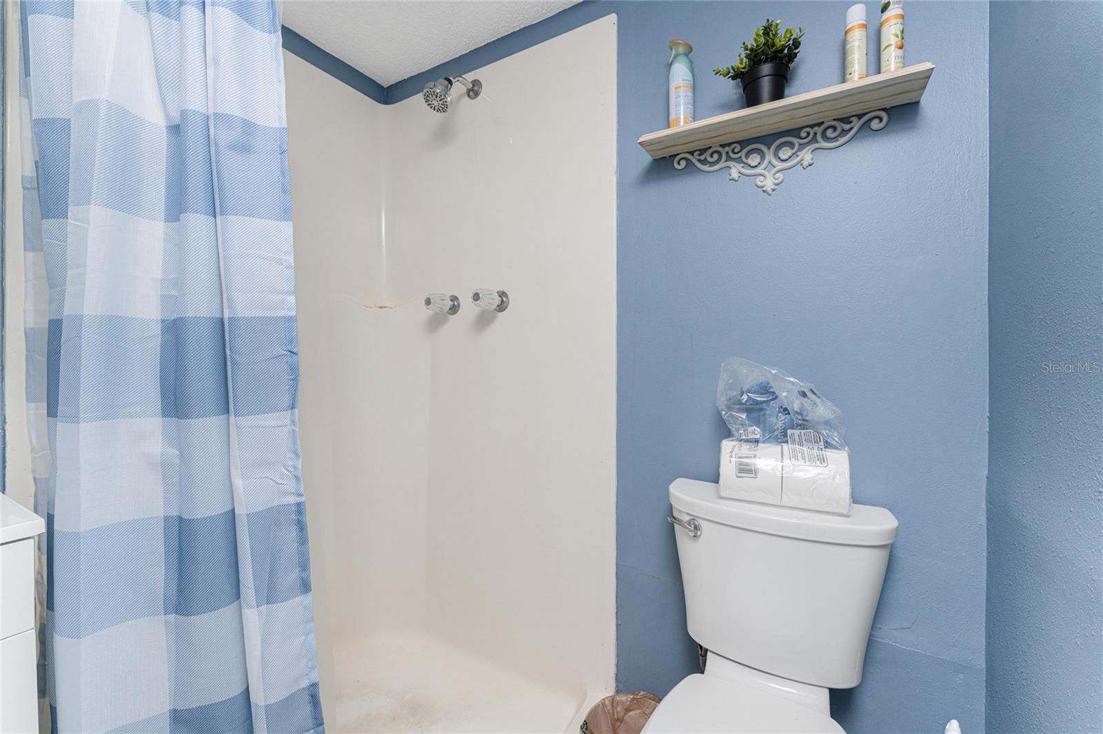 MARIA MANOR - Residential