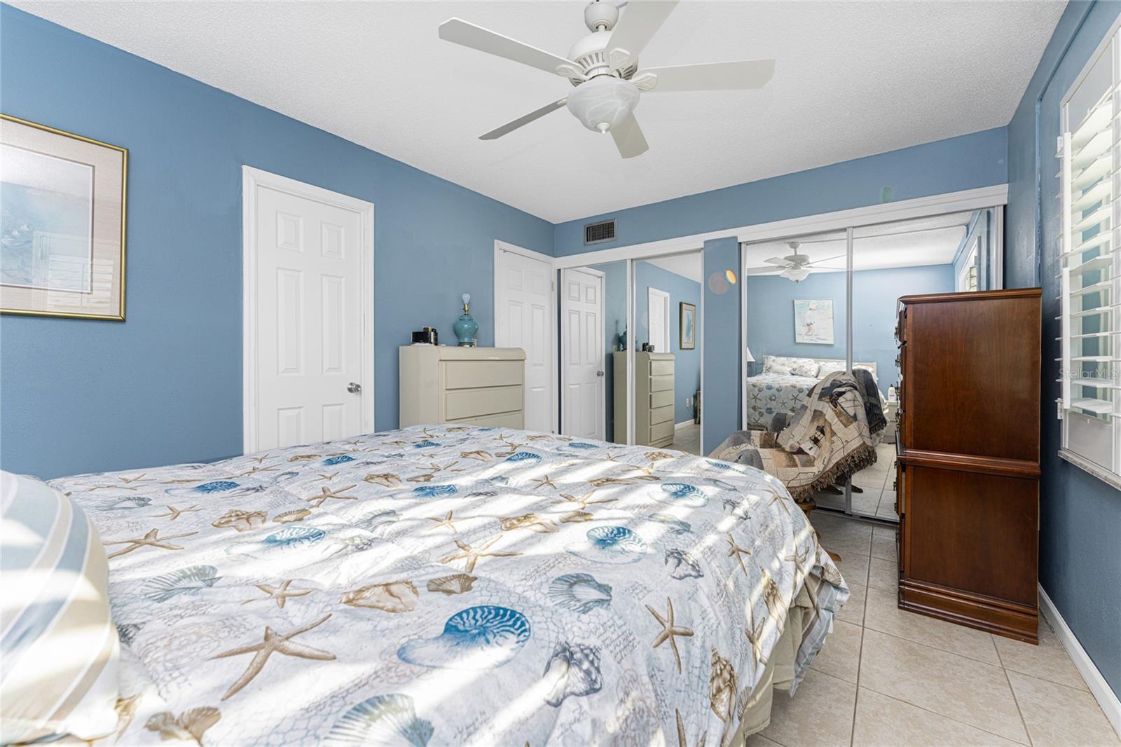 MARIA MANOR - Residential