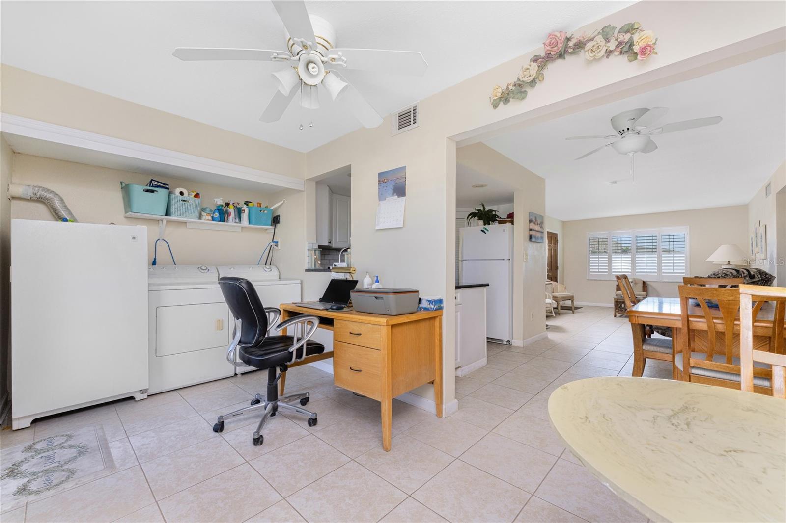 MARIA MANOR - Residential