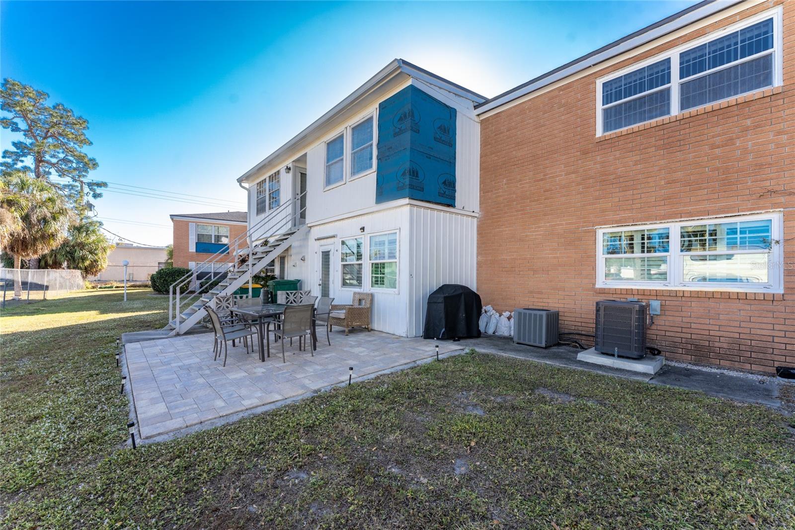 MARIA MANOR - Residential