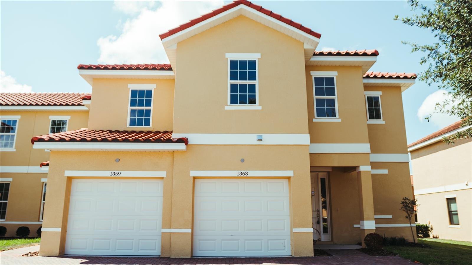 View KISSIMMEE, FL 34759 townhome