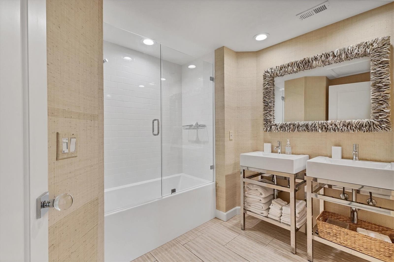 BOLLETTIERI RESORT VILLAS I - Residential Lease