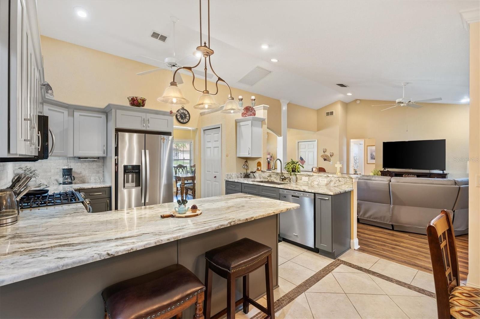 COBBLESTONE PH 02 - Residential