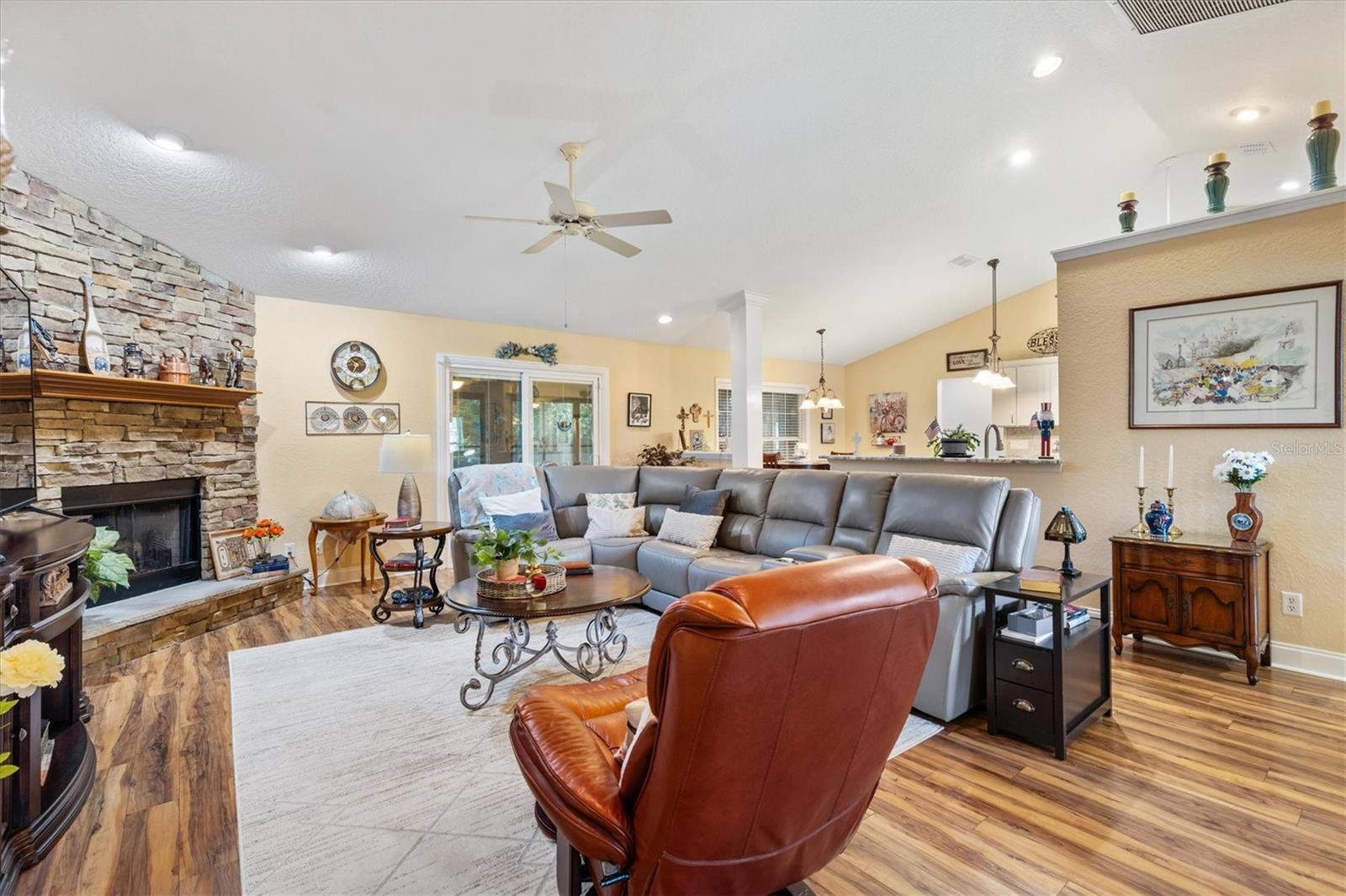 COBBLESTONE PH 02 - Residential