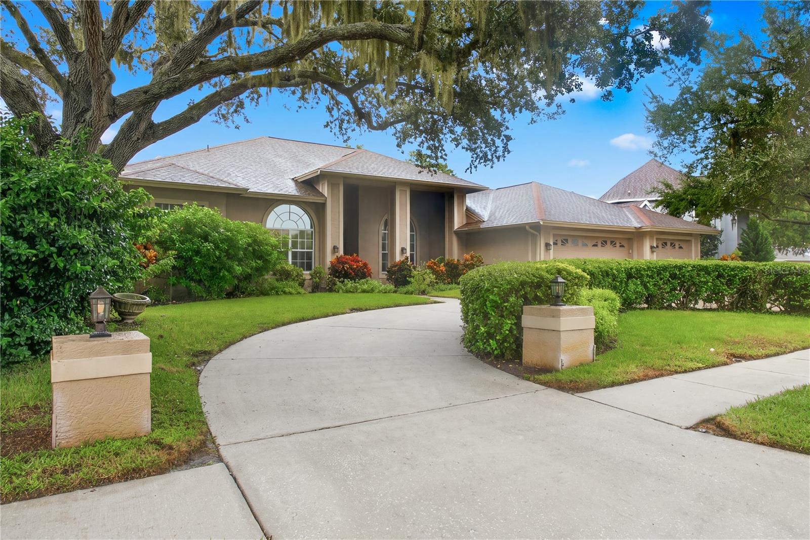 3763 EXECUTIVE DRIVE