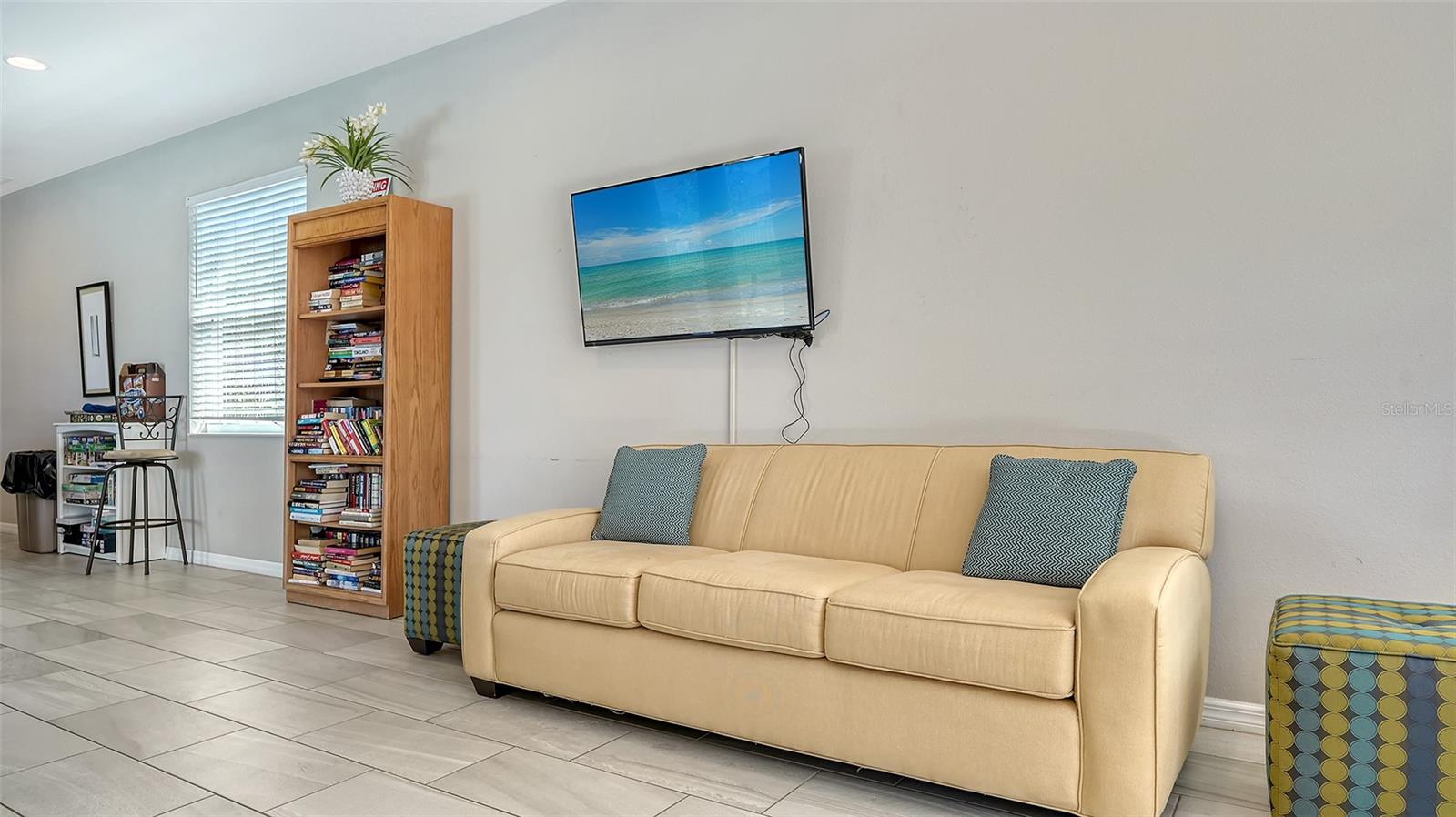 UNIVERSITY VILLAGE - Residential