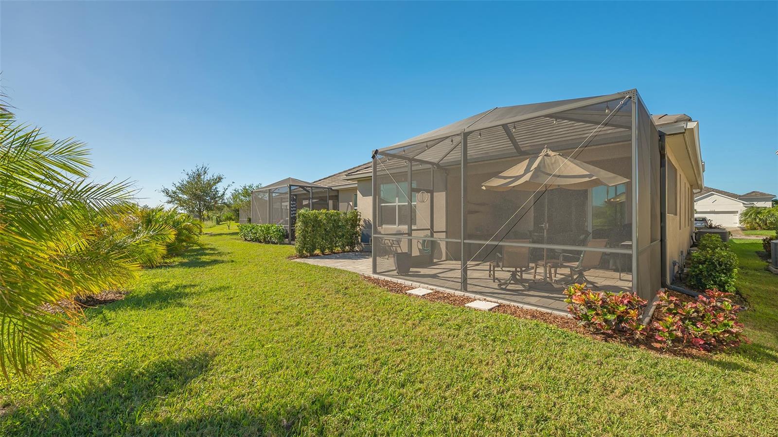 UNIVERSITY VILLAGE - Residential