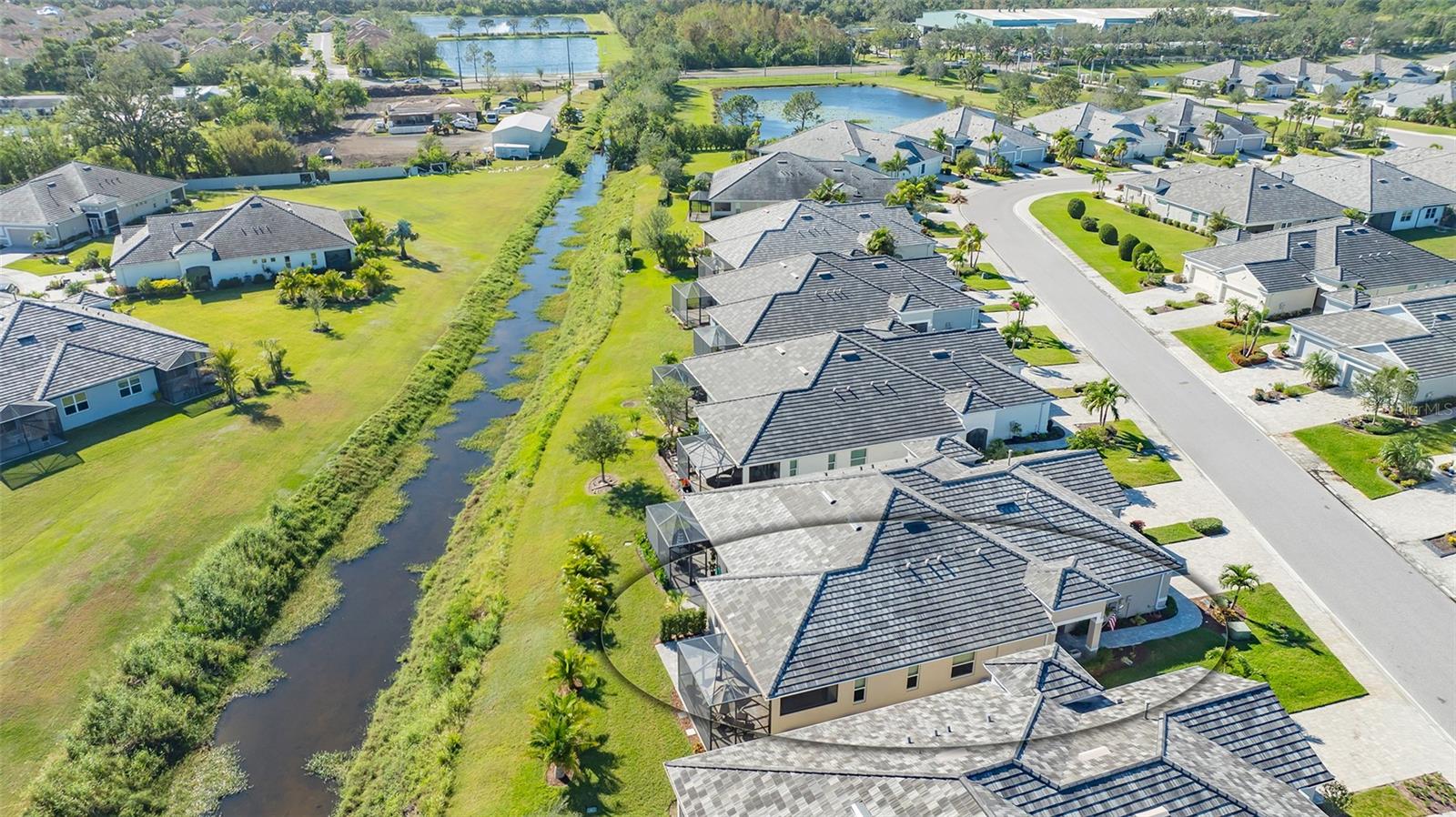 UNIVERSITY VILLAGE - Residential