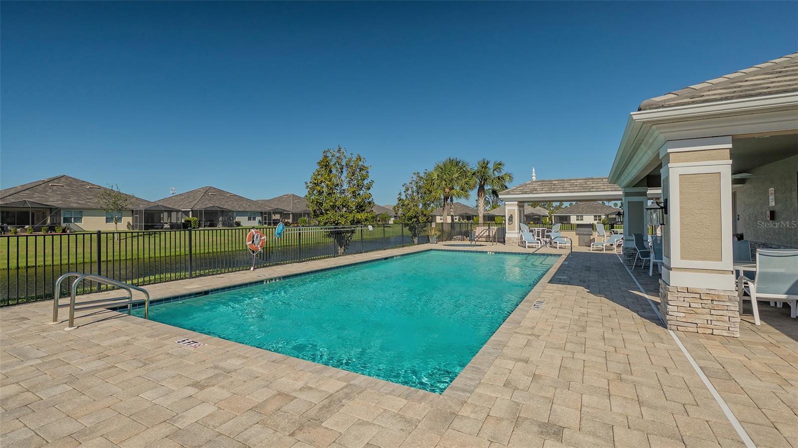 UNIVERSITY VILLAGE - Residential