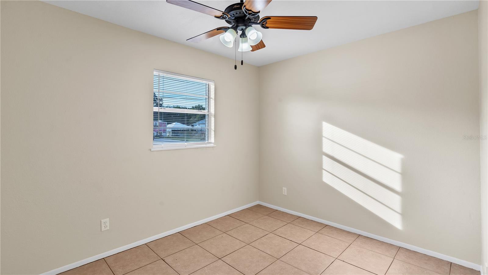 CAREFREE COVE - Residential