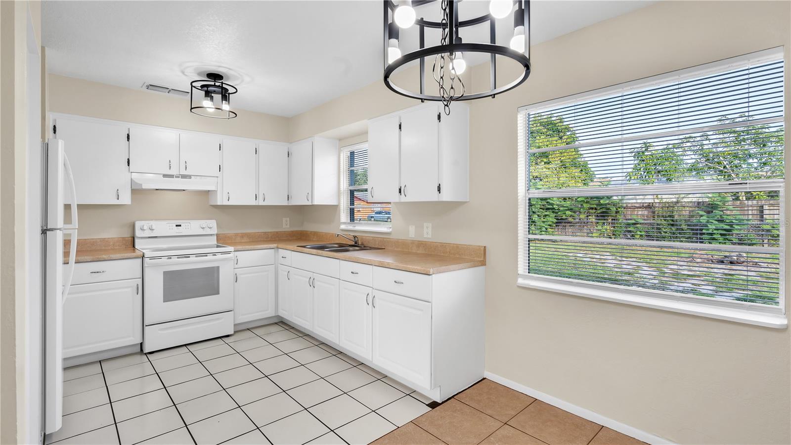 CAREFREE COVE - Residential