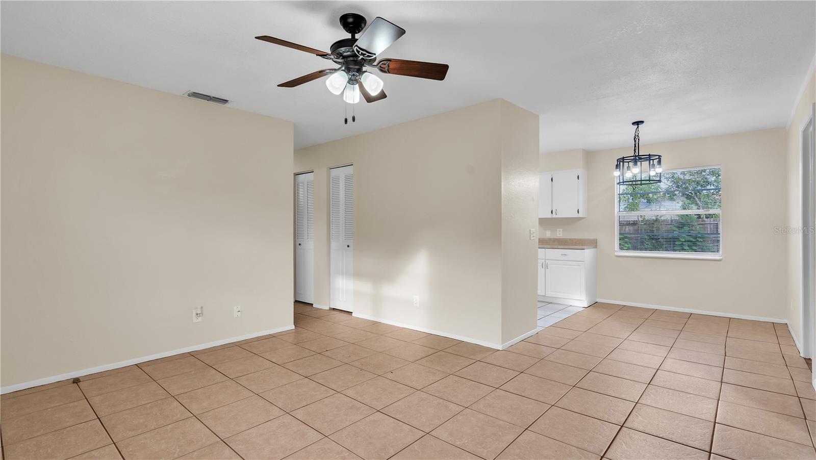 CAREFREE COVE - Residential