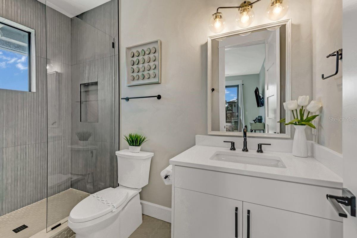 LIDO BEACH DIV B - Residential