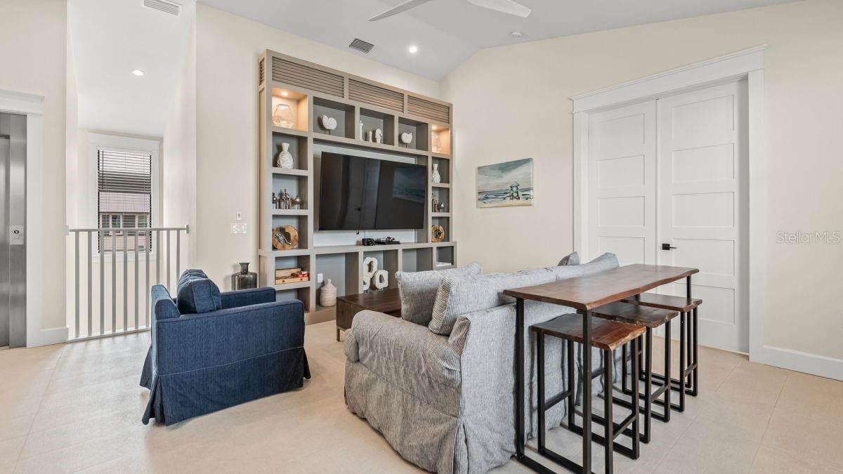 LIDO BEACH DIV B - Residential