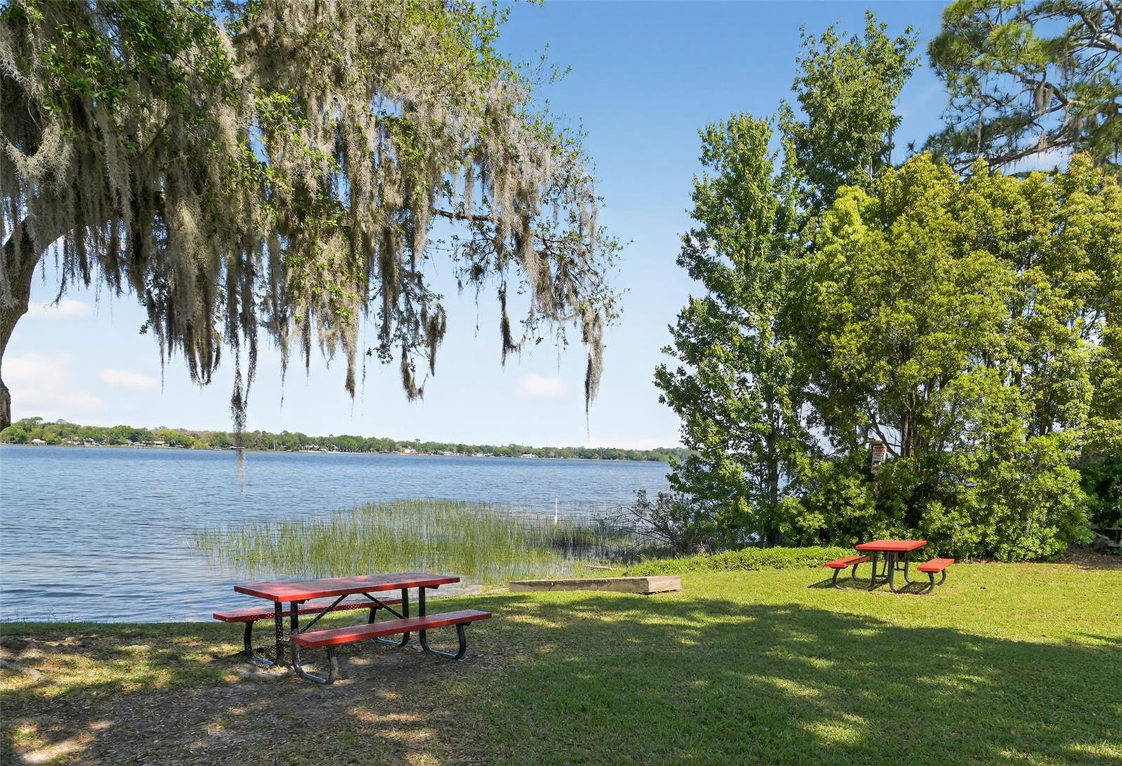 EUSTIS ARBOR HILLS UNIT 02 - Residential