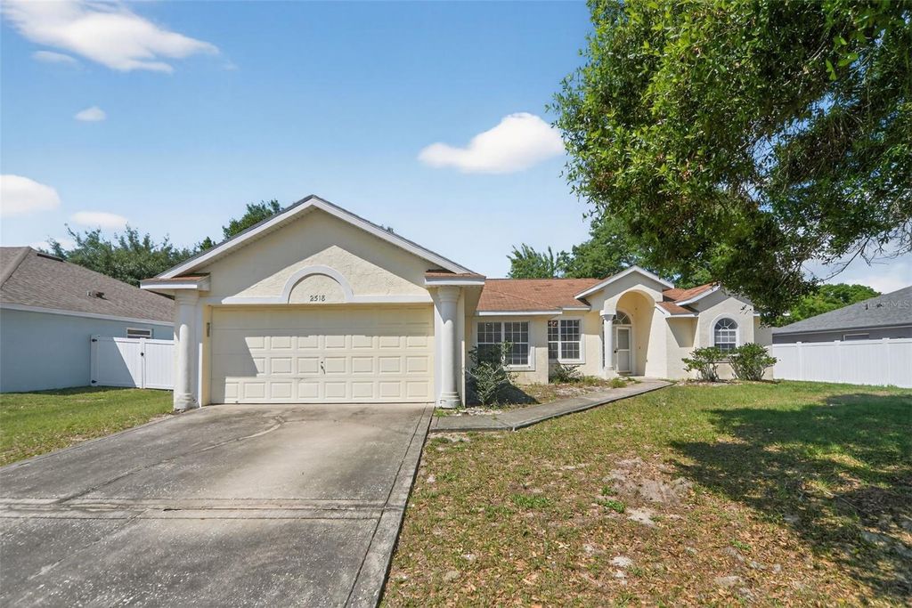 Photo of 2518 Maywood Street, Eustis, FL 32726 (MLS # O6394555)