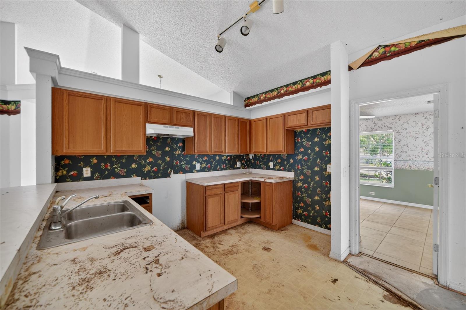 EUSTIS ARBOR HILLS UNIT 02 - Residential