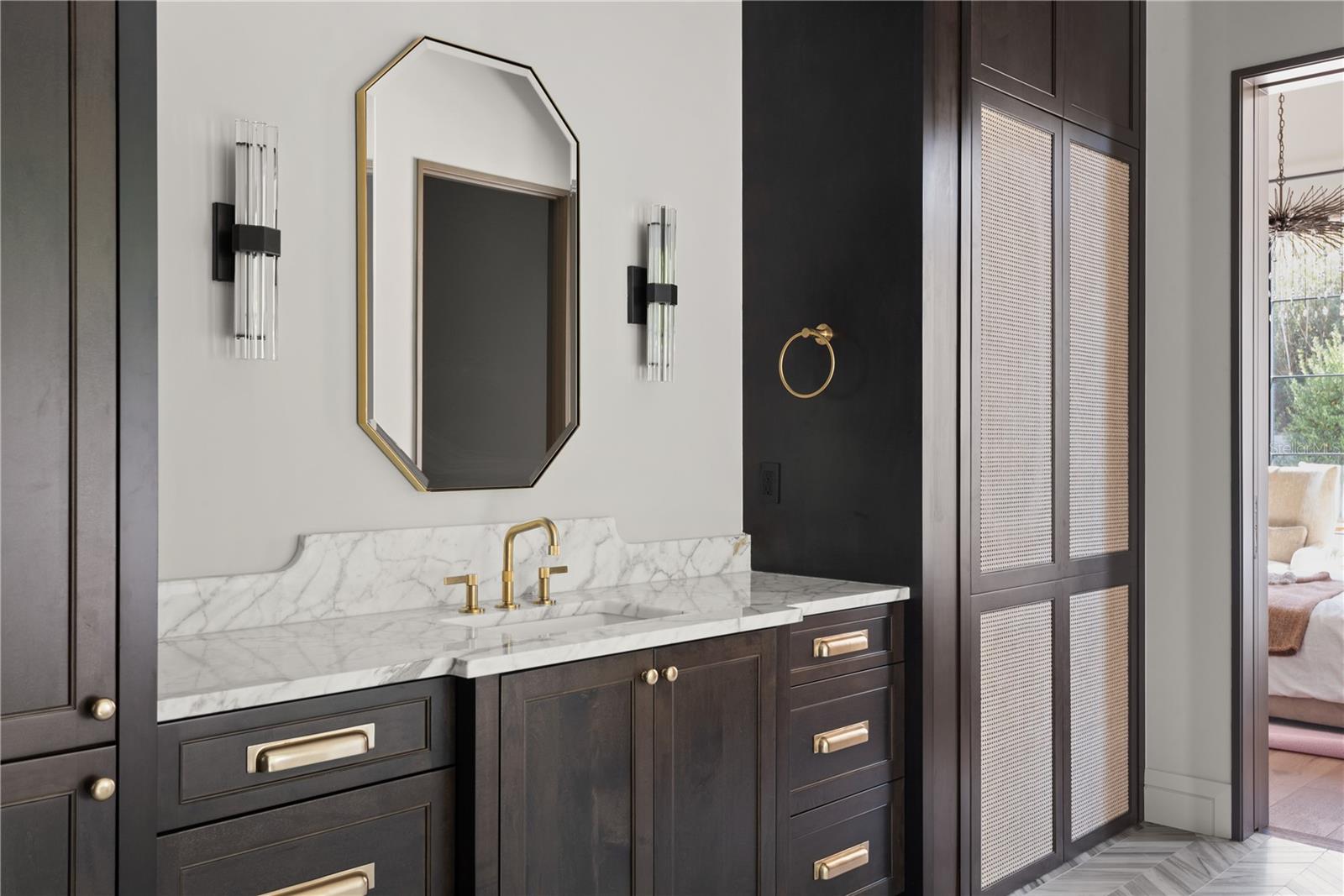 SYLVAN LAKE SHORES - Residential