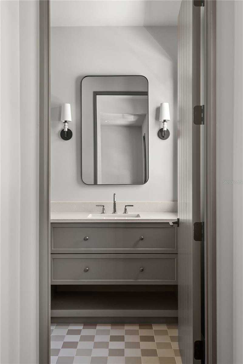 SYLVAN LAKE SHORES - Residential