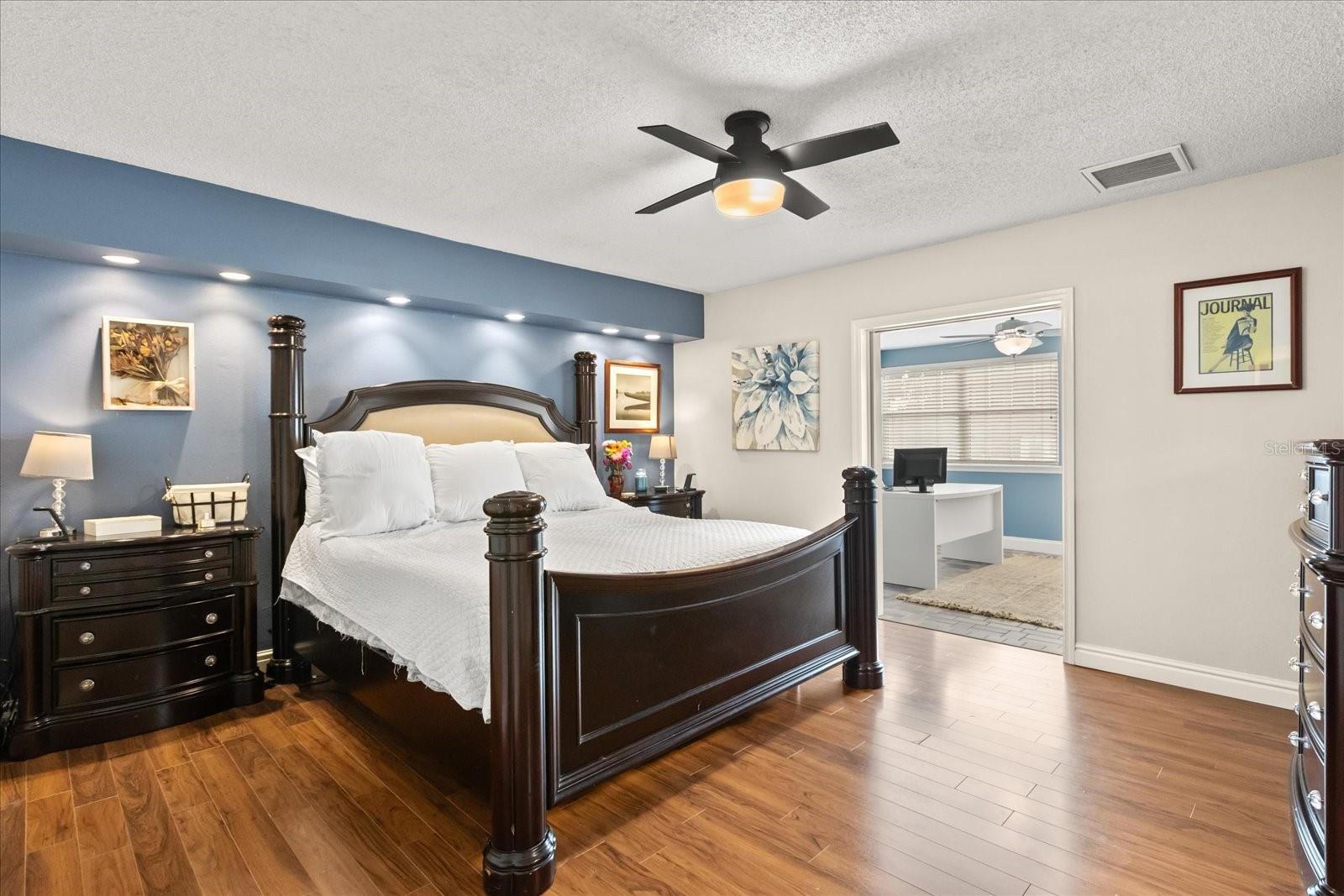 MAITLAND GROVE UNIT 1 - Residential