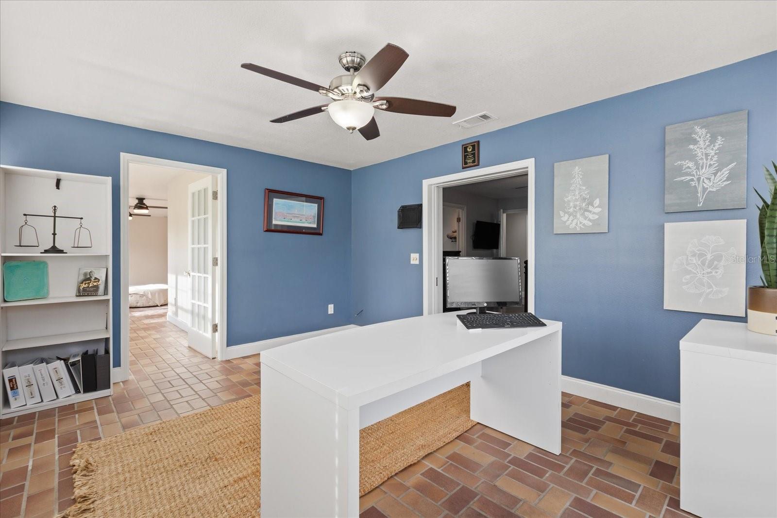 MAITLAND GROVE UNIT 1 - Residential