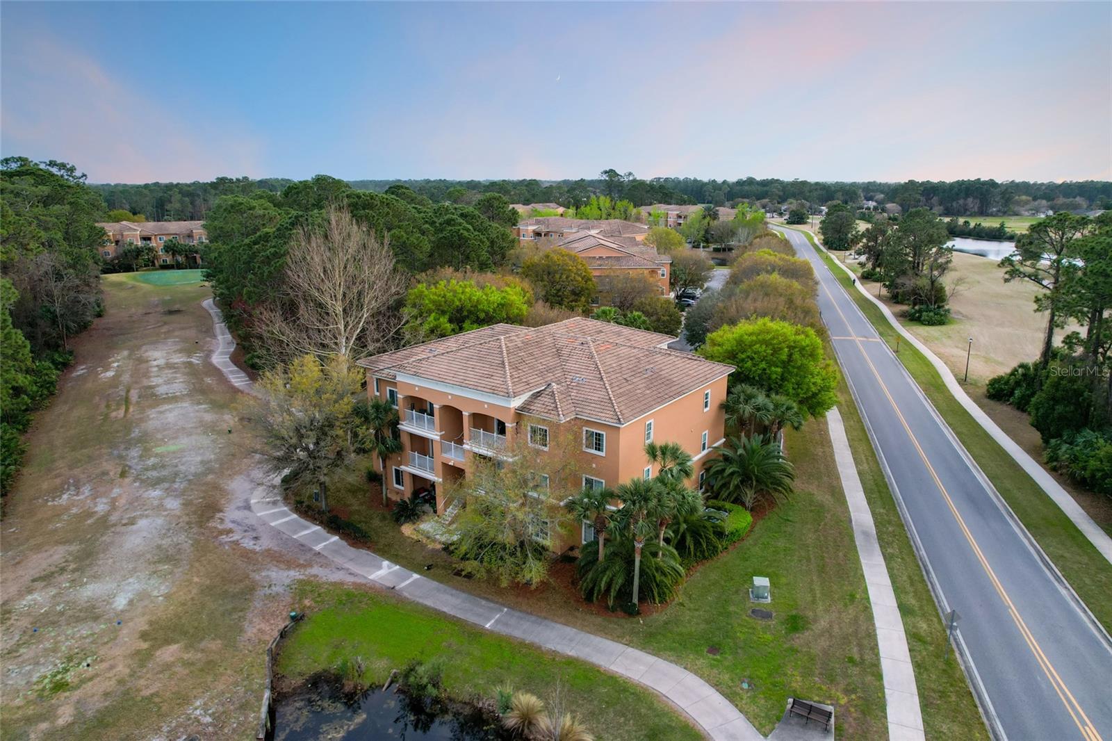 FLORIDA CLUB BLDG 625 - Residential