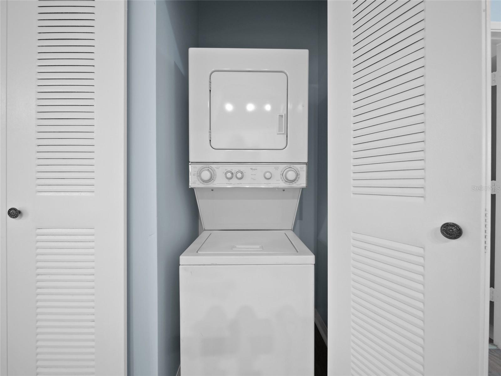 FLORIDA CLUB BLDG 625 - Residential