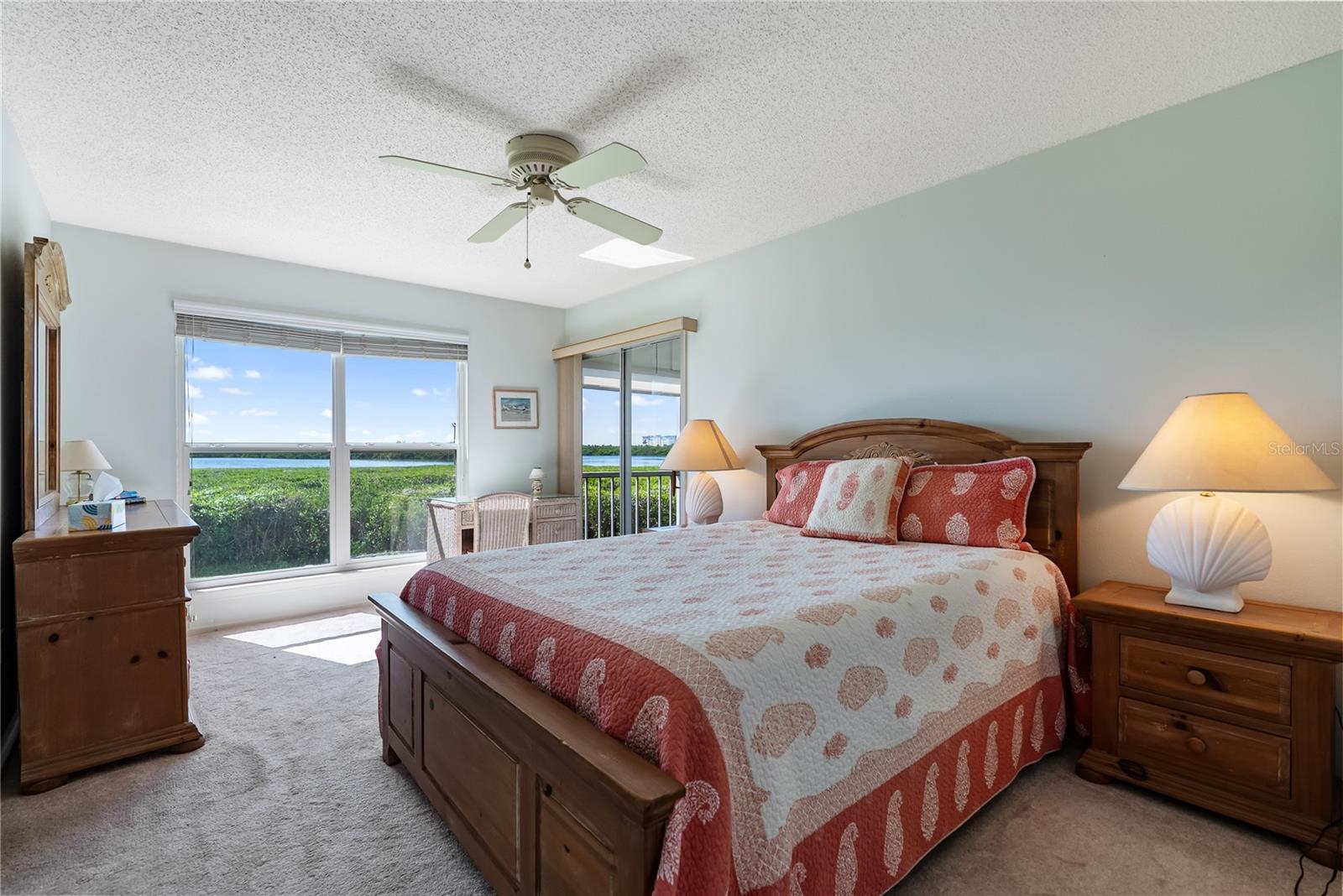 821 AUDUBON DRIVE 821