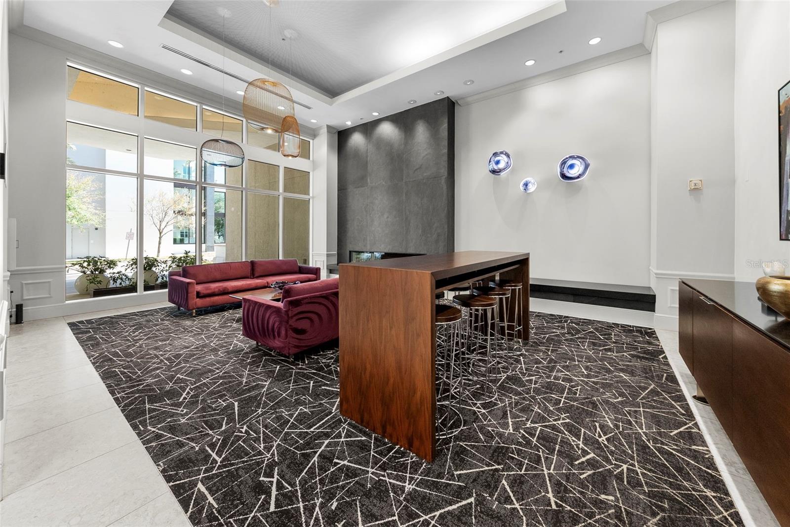 THE PLAZA HARBOUR ISLAND A CON - Residential Lease