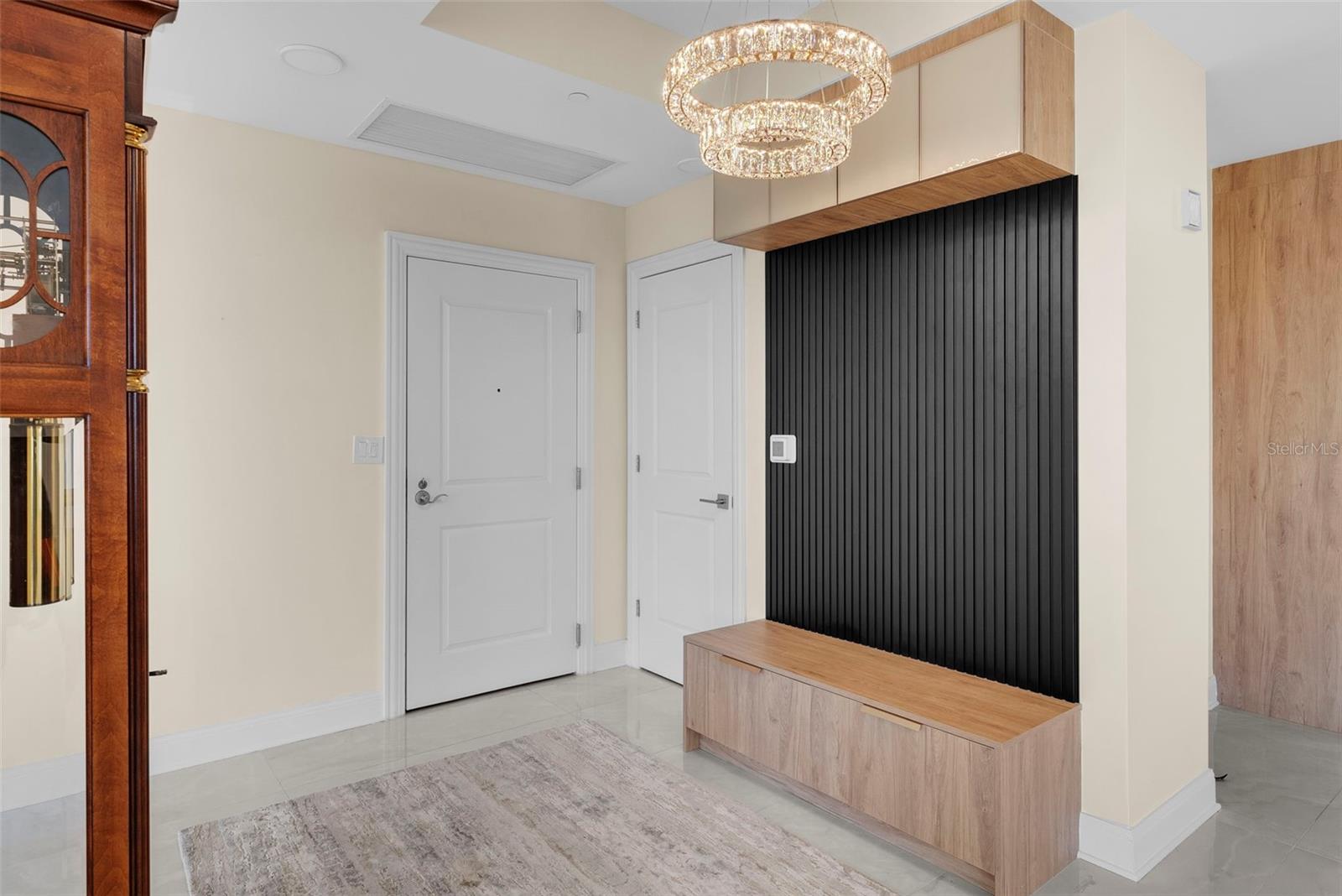 THE PLAZA HARBOUR ISLAND A CON - Residential Lease