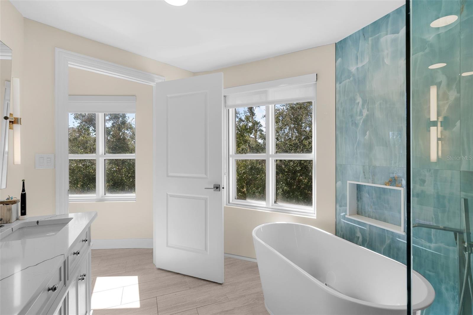 THE PLAZA HARBOUR ISLAND A CON - Residential Lease