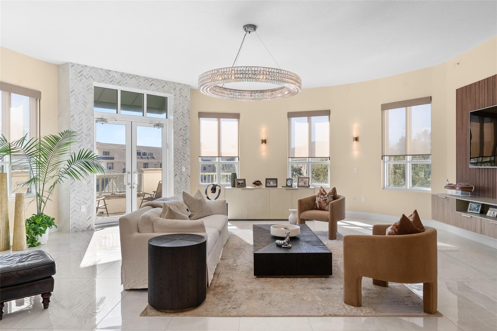 THE PLAZA HARBOUR ISLAND A CON - Residential Lease