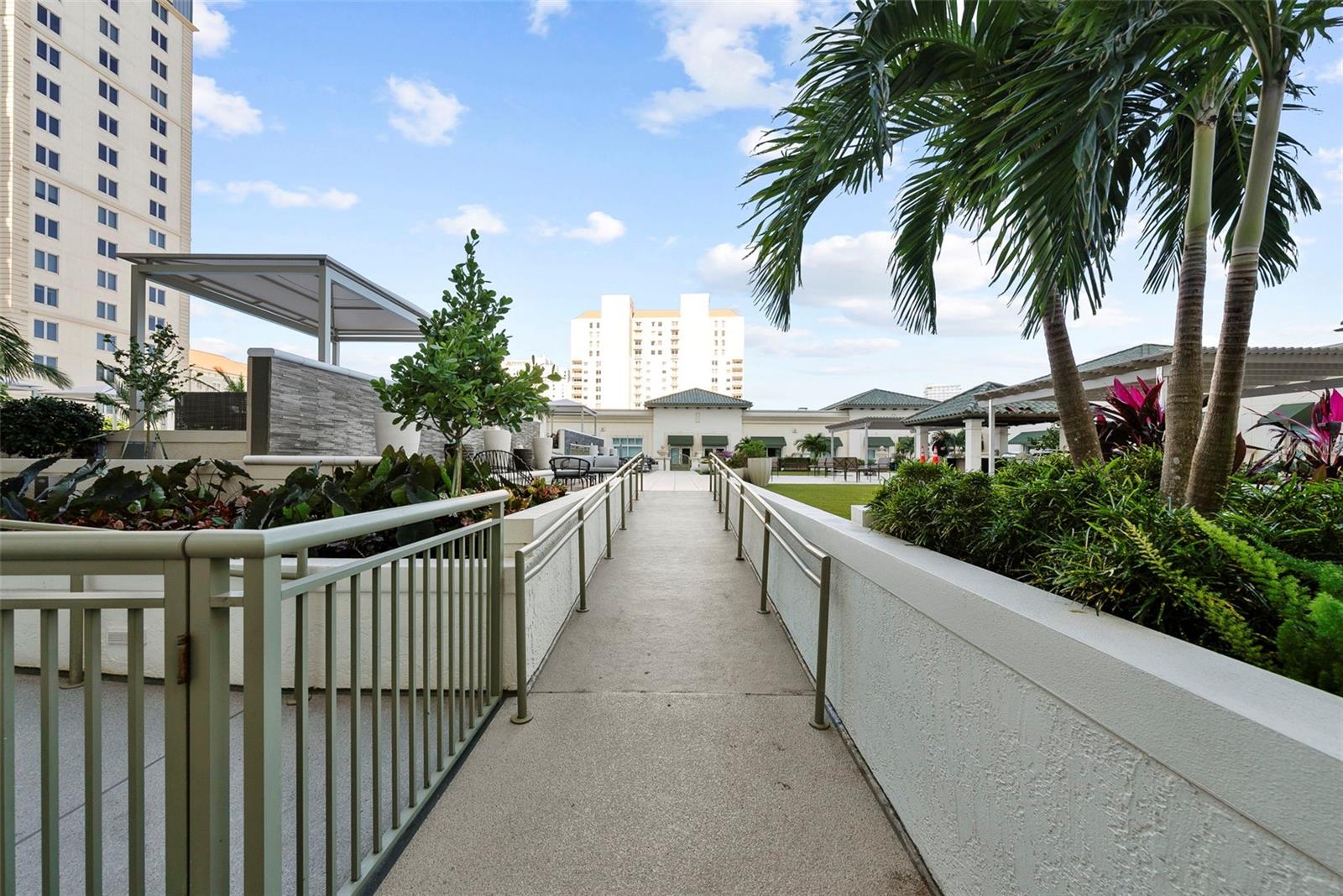 THE PLAZA HARBOUR ISLAND A CON - Residential Lease