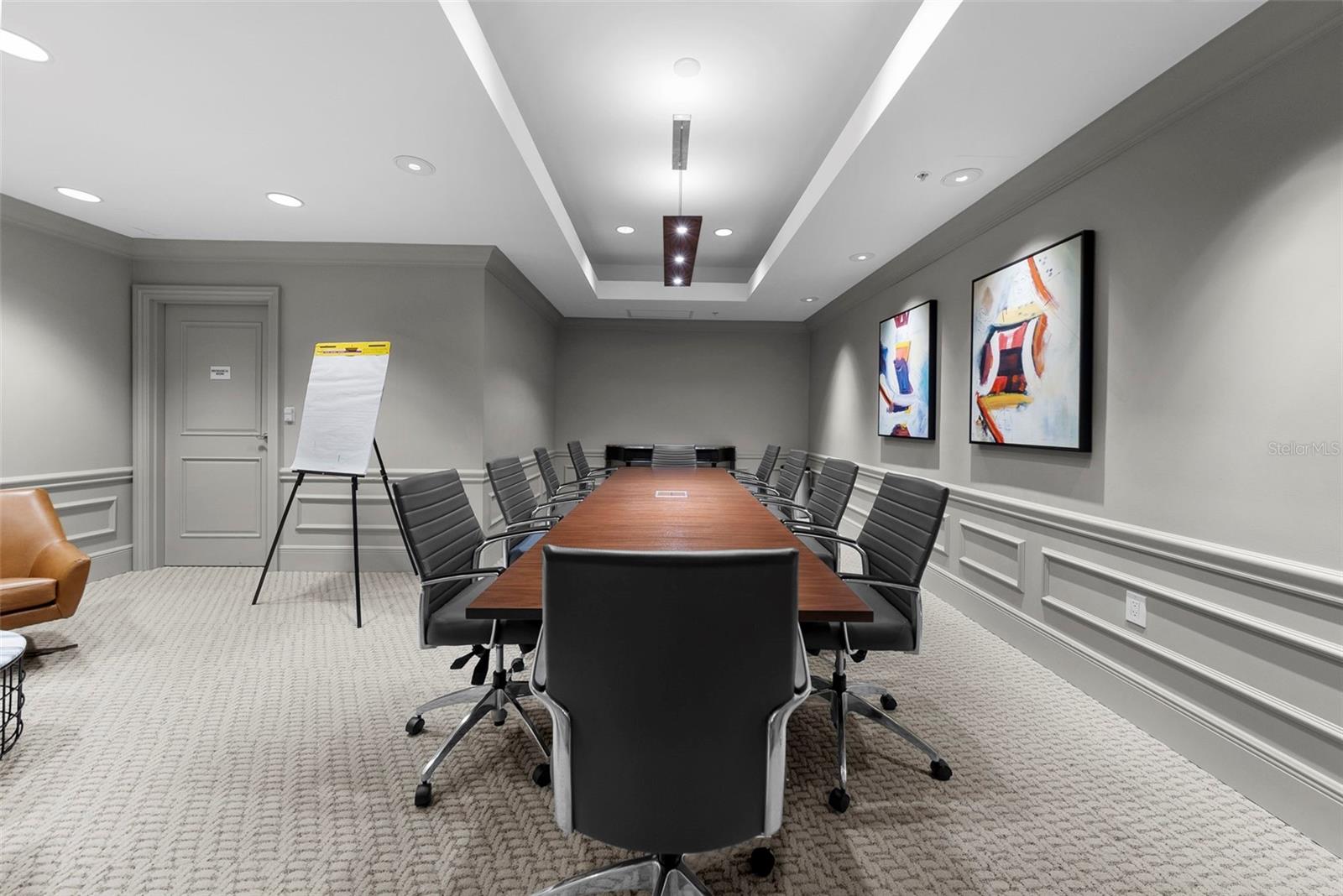 THE PLAZA HARBOUR ISLAND A CON - Residential Lease