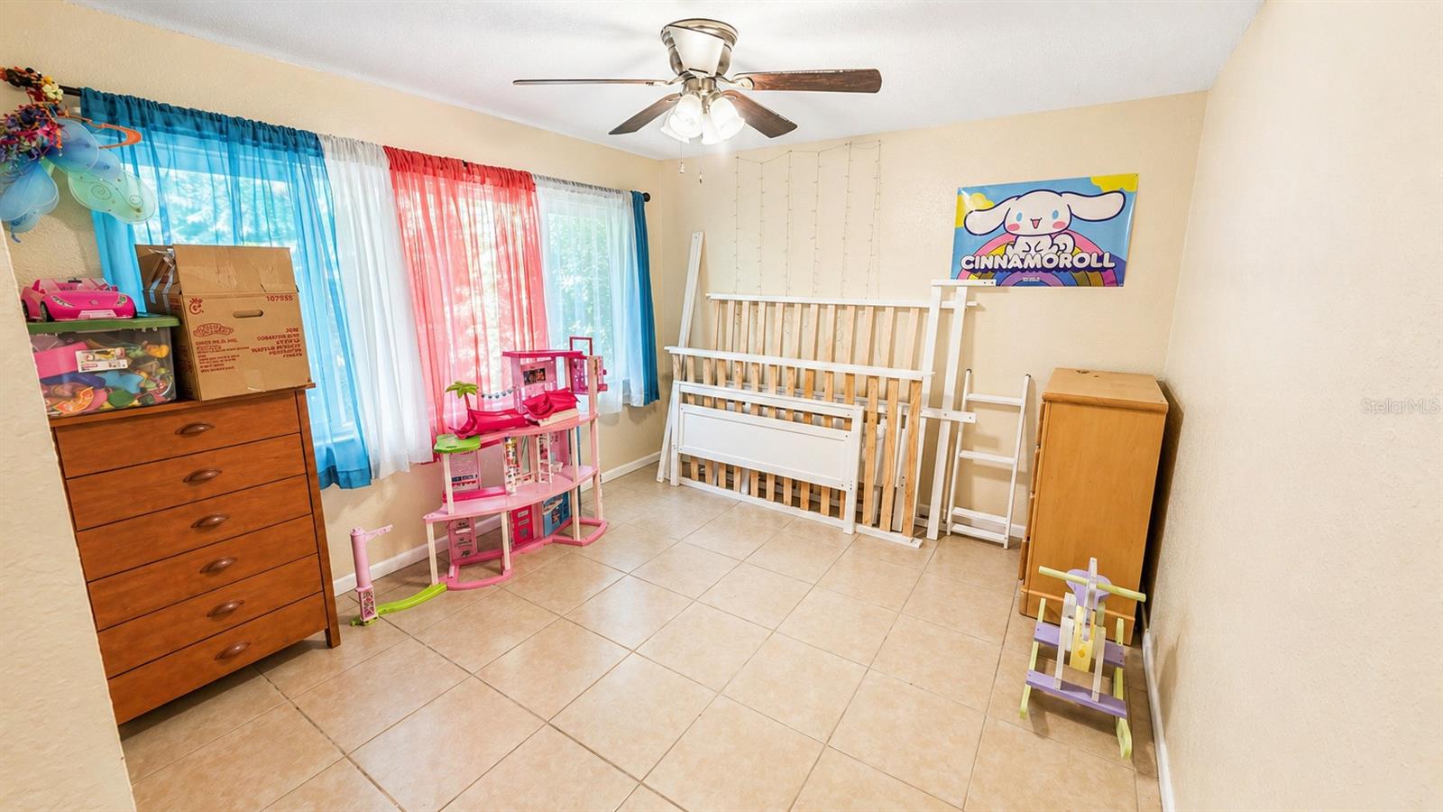 SILVER SPGS SHORES UN 01 - Residential