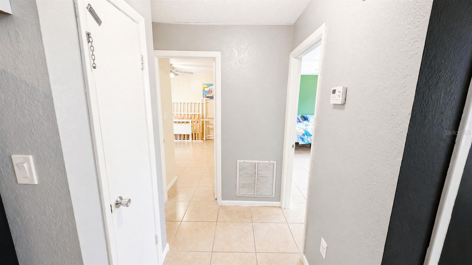 SILVER SPGS SHORES UN 01 - Residential