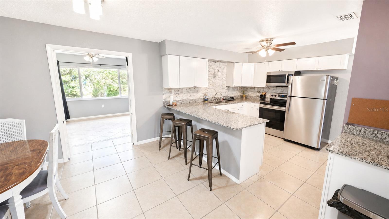 SILVER SPGS SHORES UN 01 - Residential