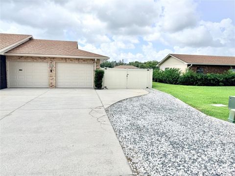 Tiny photo for 209 W Delaware Street, Tavares, FL 32778 (MLS # G5114162)